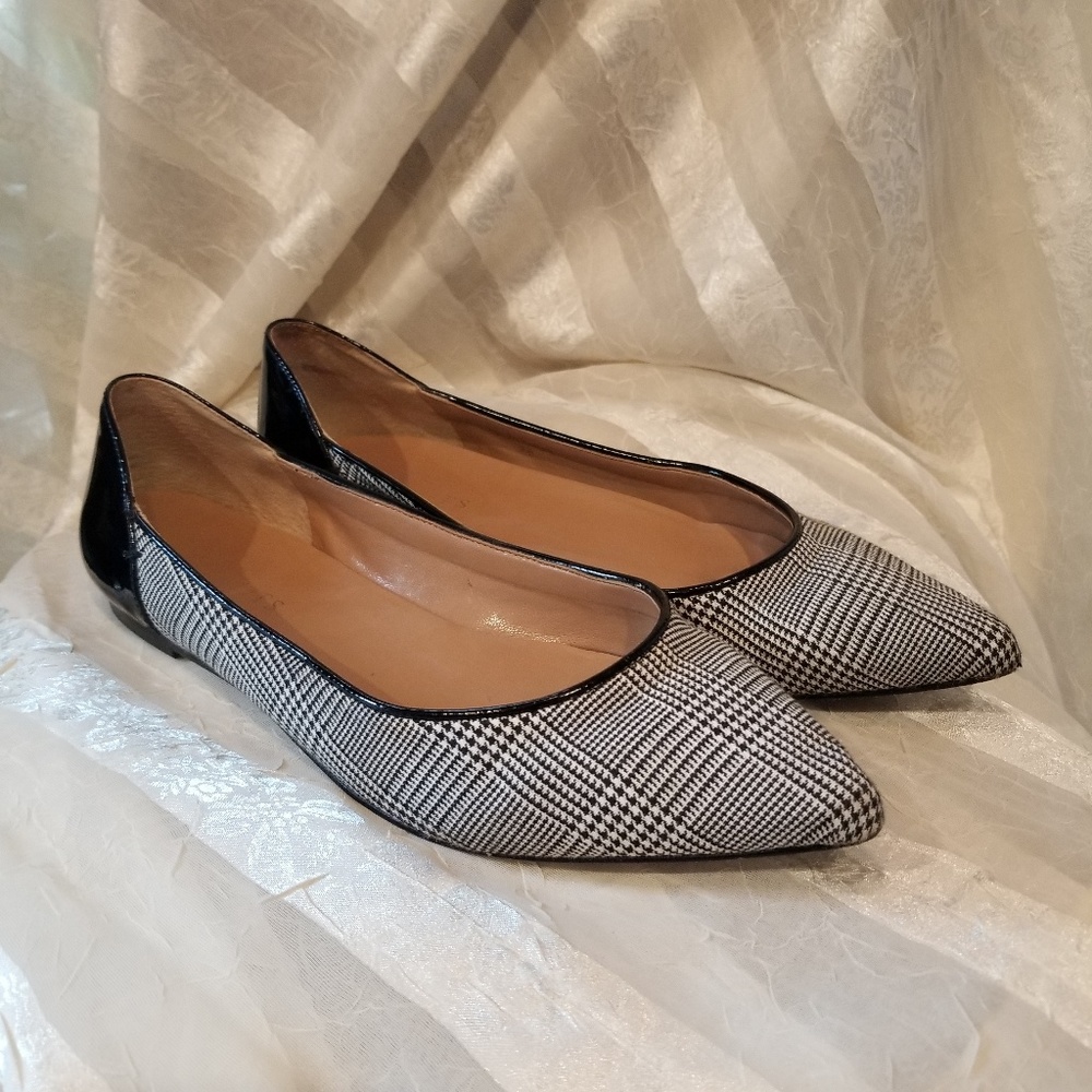Talbots black & white flats